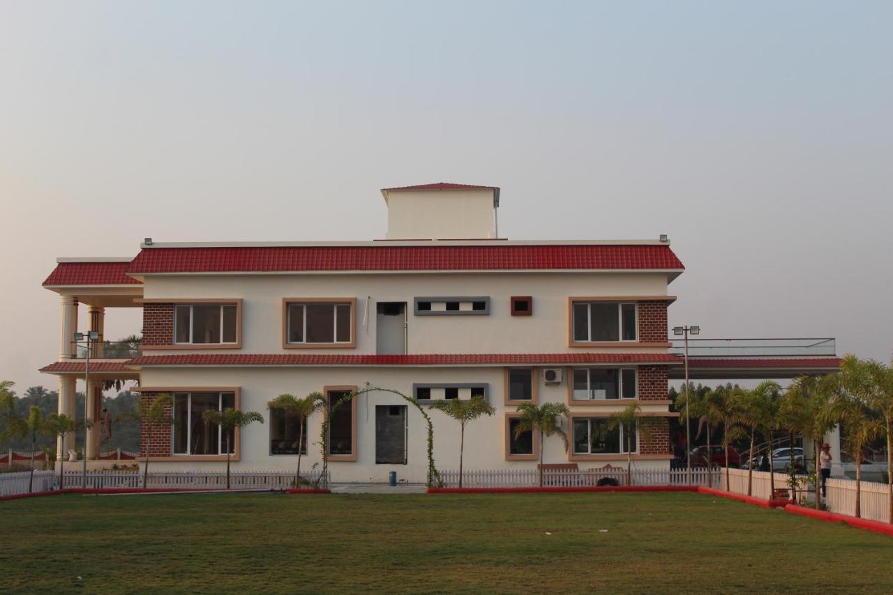 Flamingo Club And Resort Una 3 Km Away From Diu Check Post Exterior foto