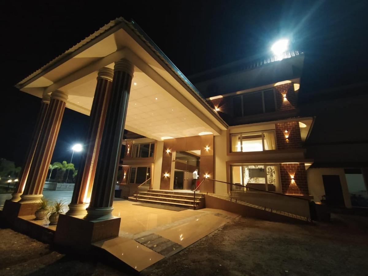 Flamingo Club And Resort Una 3 Km Away From Diu Check Post Exterior foto