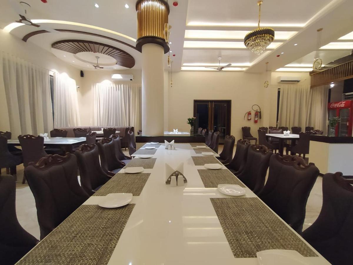 Flamingo Club And Resort Una 3 Km Away From Diu Check Post Exterior foto
