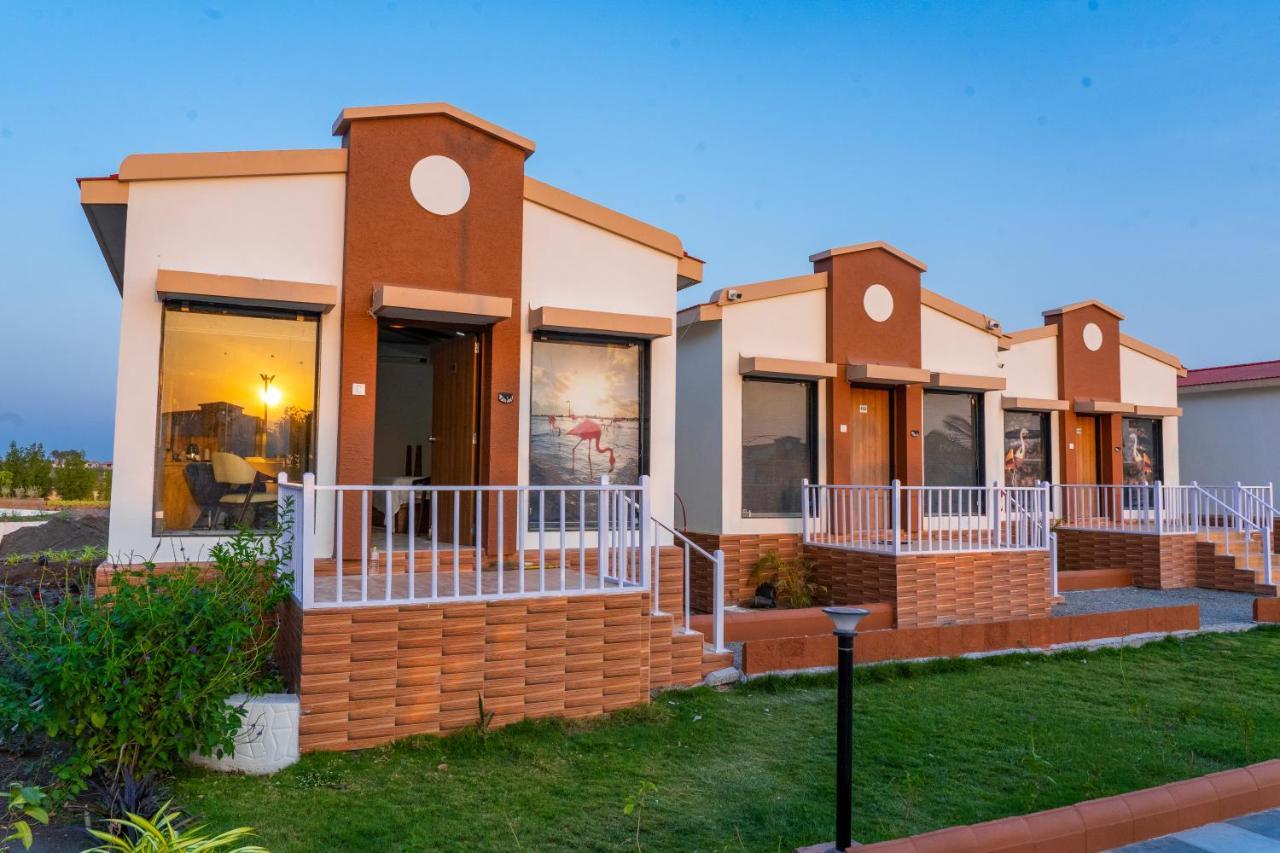 Flamingo Club And Resort Una 3 Km Away From Diu Check Post Exterior foto