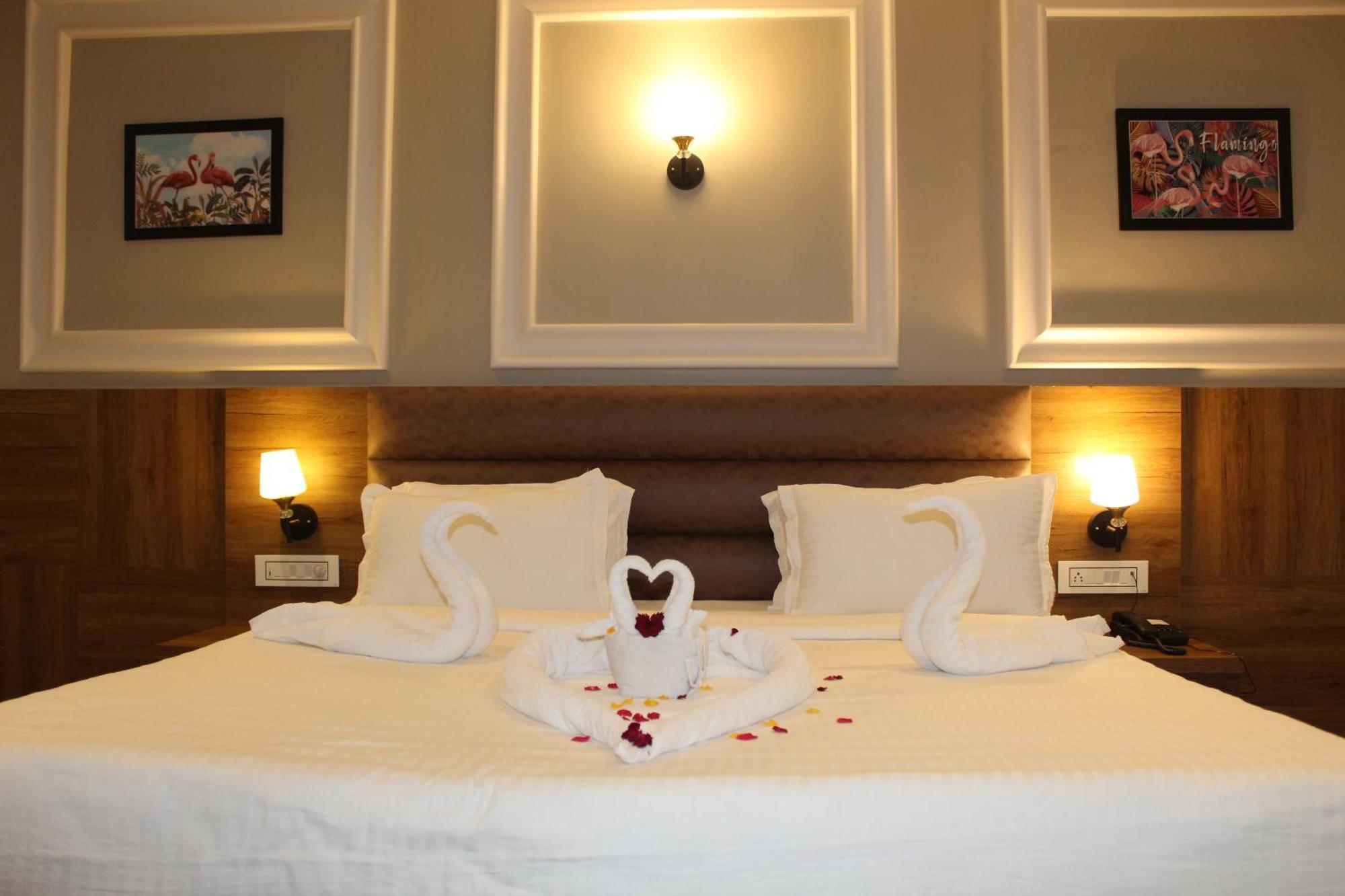 Flamingo Club And Resort Una 3 Km Away From Diu Check Post Exterior foto
